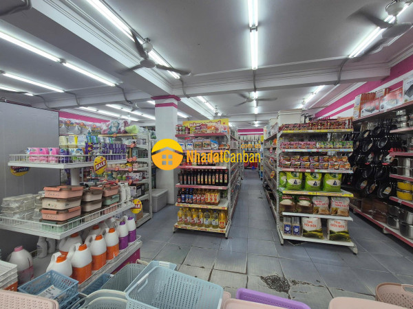 Bán đất 180m 10m.mặt tiền. mặt phố quan nhân thanh xuân