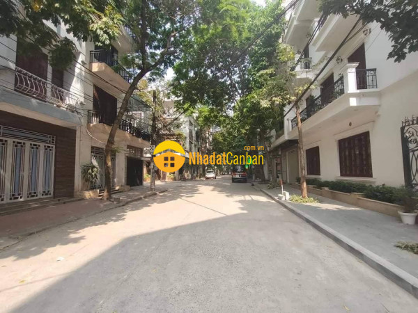 Bán liền kề 7 tầng sát ngoại giao đoàn, 101m2, 7 tầng, 22.5 tỷ