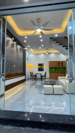 Bán căn nhà 3 tầng ngõ phố nhị châu, tp hải dương, 48m2, mt hơn 5m, 3 ngủ, 2 vs, 1.89 tỷ